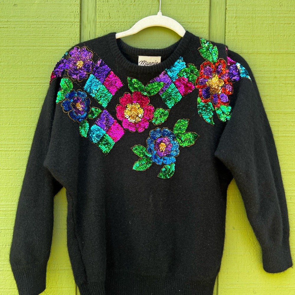 Black Crew Neck Sweater with Vibrant Floral Embroidery